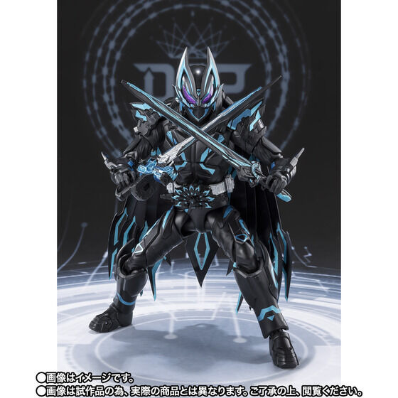 “二刀流”を楽しめる！「仮面ライダーXギーツ」アクションフィギュアがCTM先行抽選販売ー漆黒ボディにメタリックブルーのラインが美しい