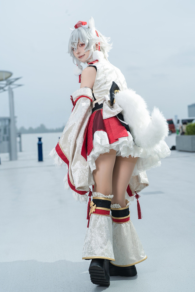 犬走椛／あんころもっち（X：@Motti_cos）