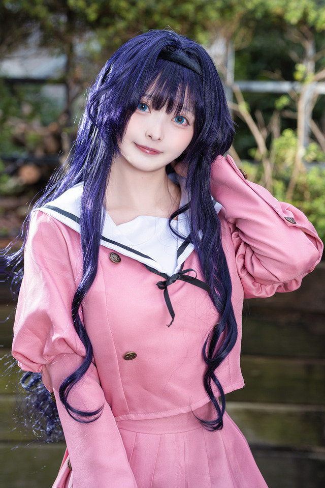 和栗薫子「薫る花は凛と咲く」／すずら（X：@suzuran_ro）