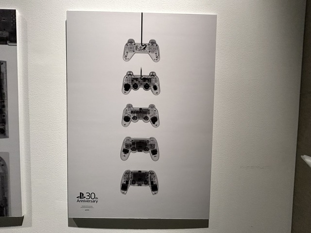 プレステ30年の歴史を“実質”リミナルスペースで体験する意味とは。PS5発売5周年を祝う「PLAY IN GINZA」に行ってきた