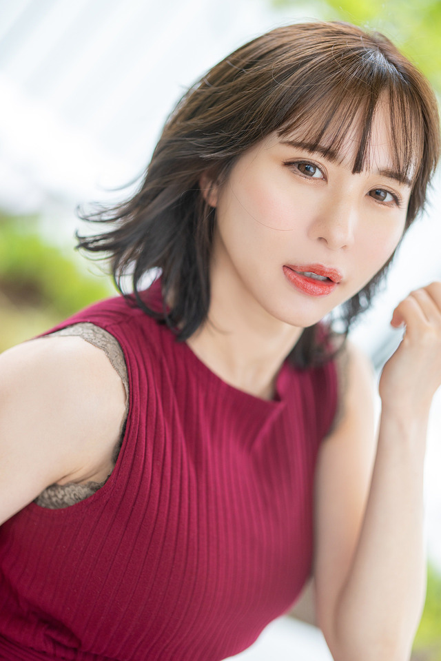 OL風／じゅん（X：@Jyn_tw）、撮影：こま（X：@yoshi145333）