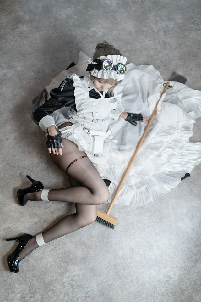 コンバットメイド／じゅん（X：@Jyn_tw）、撮影：葉-よう-（X：@you_denisan）