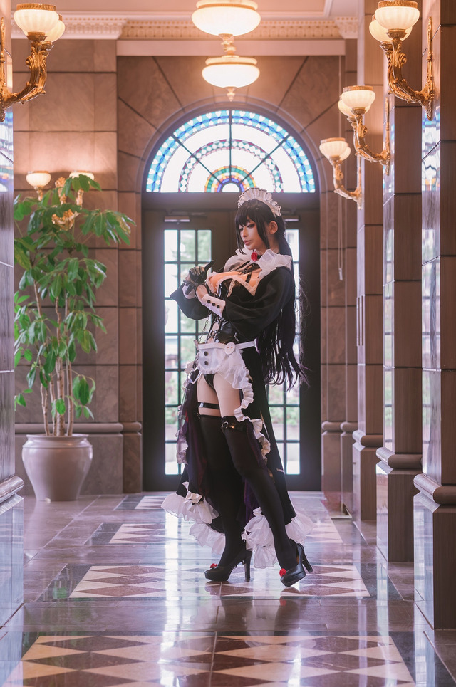 ミハラ：ボンディングチェーン『勝利の女神：NIKKE』／はる（X：@harushiki55）、撮影：まさ（X：@papio3821）