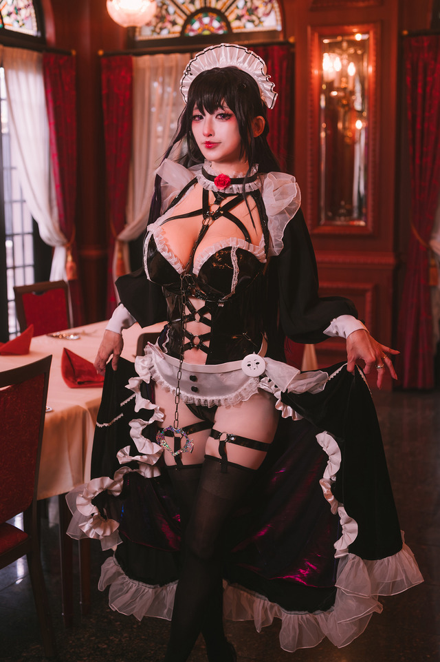 ミハラ：ボンディングチェーン『勝利の女神：NIKKE』／はる（X：@harushiki55）、撮影：まさ（X：@papio3821）