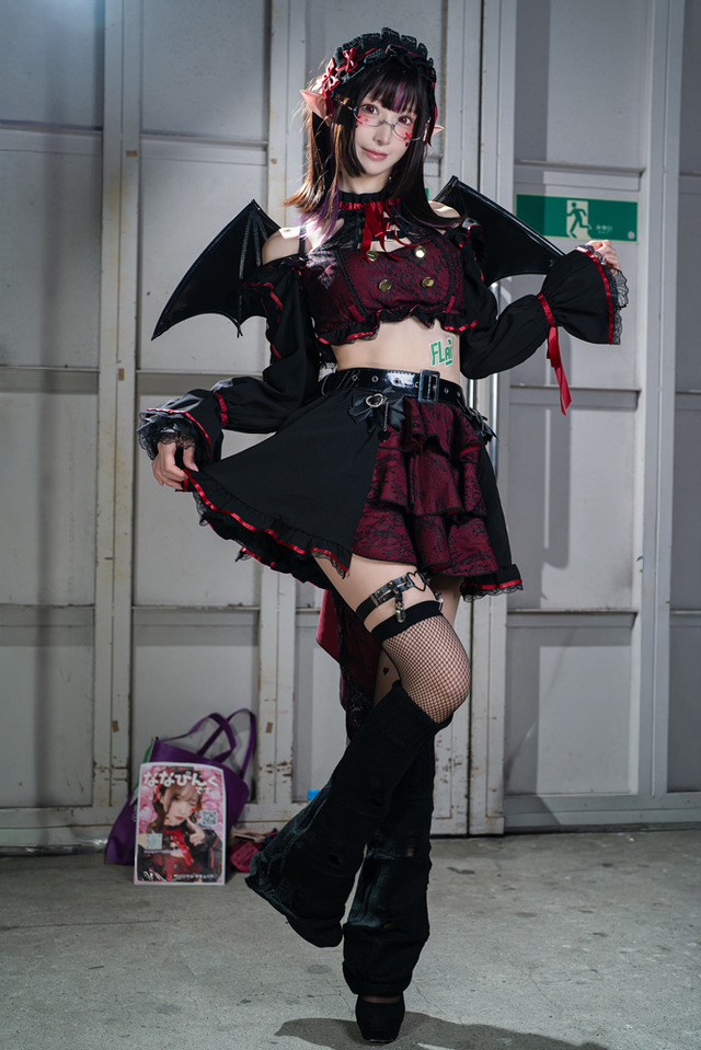 創作サキュバス／ななぴんく（X：@nanapink_japan）