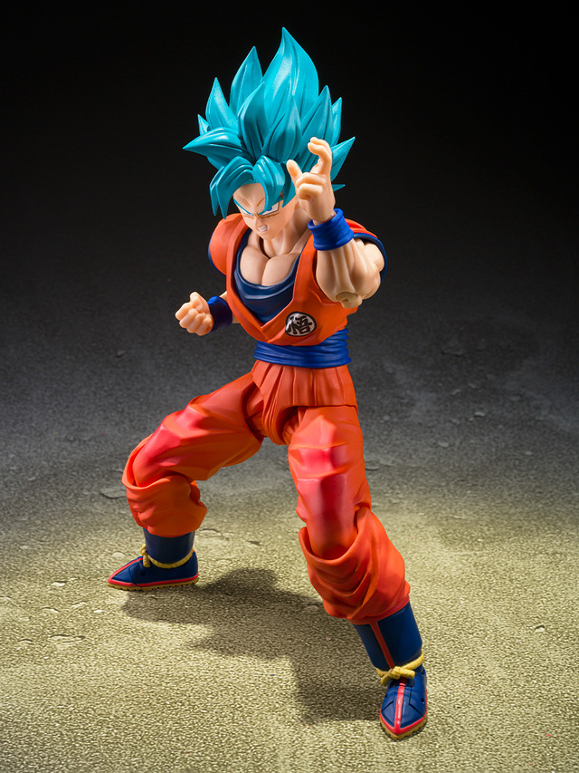 「ドラゴンボール超」より「超サイヤ人ゴッド孫悟空」アクションフィギュアが2バージョンで展開！3種の交換用表情パーツで様々なシーンを演出