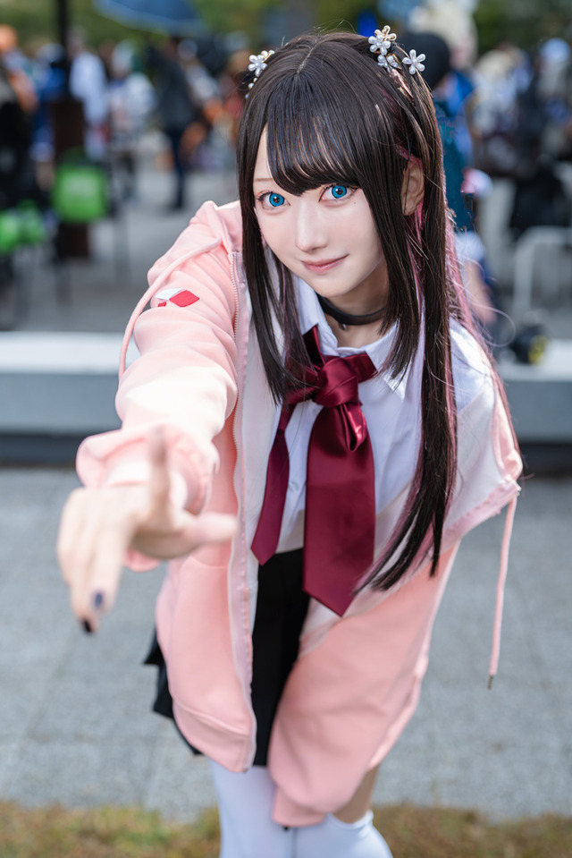 花芽なずな「ぶいすぽっ!」／朝香 ナホ（X：@nahohon_）