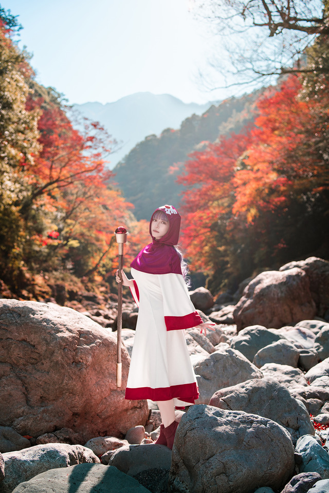 ムーンブルクの王女『ドラゴンクエストⅡ 悪霊の神々』／ミンミコ（X：@minmikoooooooo）