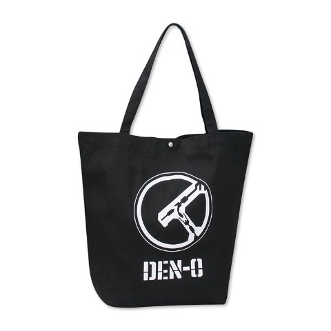 「仮面ライダー」より「電王」と「Ｗ」のハッピーバッグ5点セットが登場！Tシャツは背面、パーカは前面にキャラクターを大胆デザイン