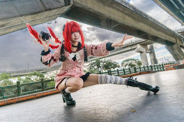 浮波柚葉『ゼンレスゾーンゼロ』／四巫日モミ（Instagram：momihi__444、X：@momihi__44）