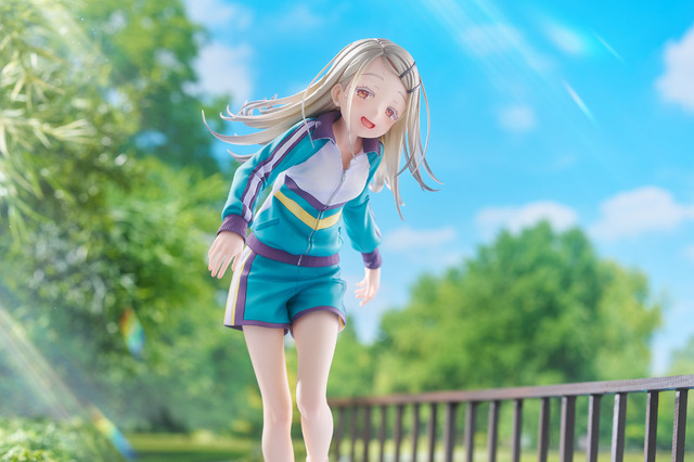 細く華奢な足で今にも倒れそうなのに、“にへら～”とした笑顔！『学マス』レッスンウェア姿の「篠澤 広」完全受注生産限定フィギュアが予約開始