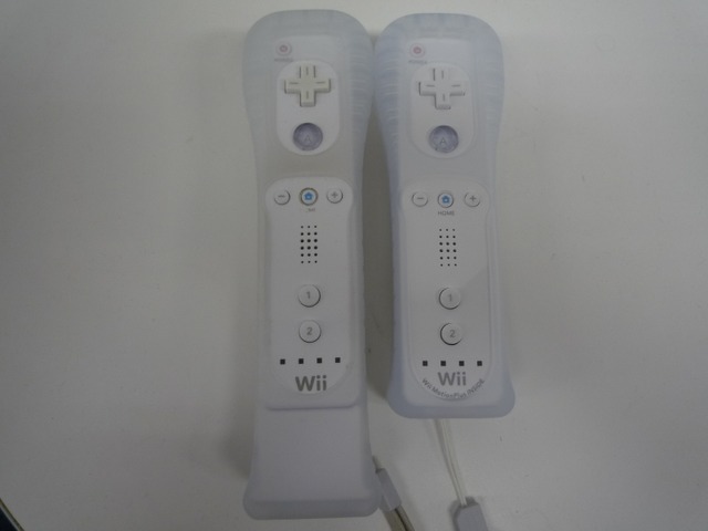 Wiiリモコンプラス ホワイト もたらす