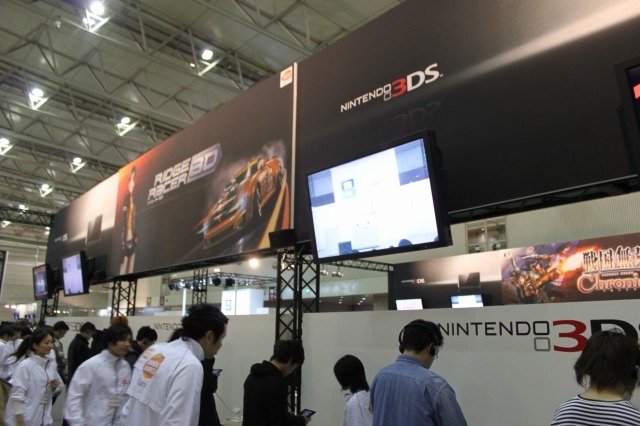 【Nintendo World 2011】『リッジレーサー3D』とリアル永瀬麗子 