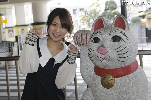 小田急線の豪徳寺駅も近いんです。ここにも招き猫が 小田急線の豪徳寺駅も近いんです。ここにも招き猫が