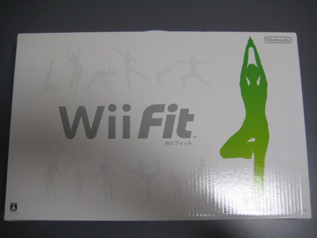 『Wii Fit』が我が家にやってきた、さっそく開封してみた