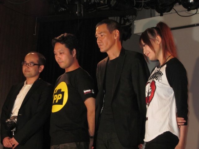 （左から）鈴木氏、内田氏、SABU監督、鹿谷氏