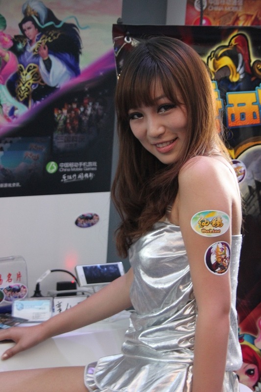 【China Joy 2012】熱気にも負けない！2日目の中国美女コンパニオンを紹介