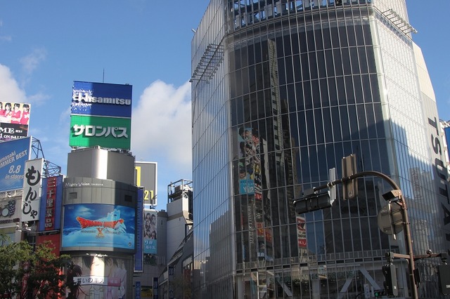 【ドラクエX発売】渋谷スクランブル交差点をドラクエがジャックした