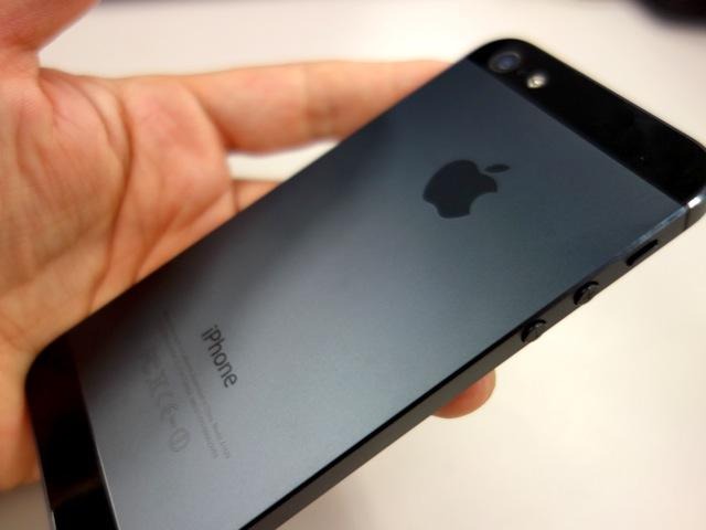 アップル iPhone 5（ソフトバンクモバイル）