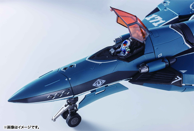 DX超合金「VF-171ナイトメアプラス」が一般機カラーとなって再び登場