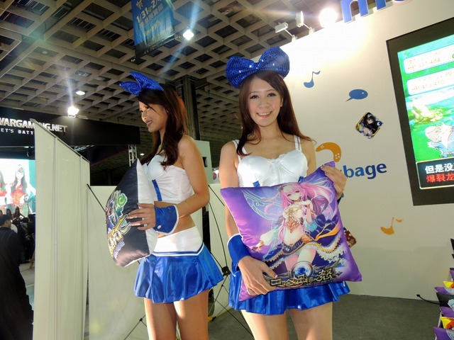 【台北国際ゲームショウ 2013】台湾女性の美しさにうっとり・・・美人コンパニオンをフォトレポート(1)