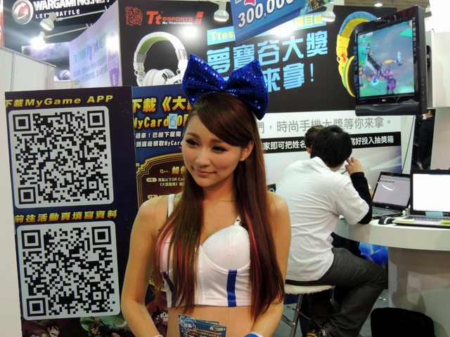 【台北国際ゲームショウ 2013】台湾女性の美しさにうっとり・・・美人コンパニオンをフォトレポート(1)