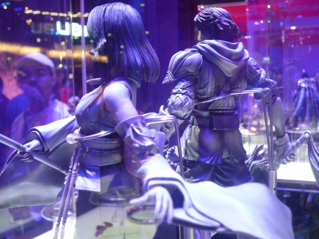 【E3 2013】『ライトニングリターンズ』『FFX&X-2』も遊べた、スクエニブースレポ ― ライトニングのフィギュアも展示