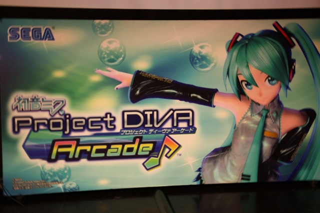大崎Pも登場！『初音ミク Project DIVA Arcade』3周年記念イベント開催－たくさんのミクが大集合－