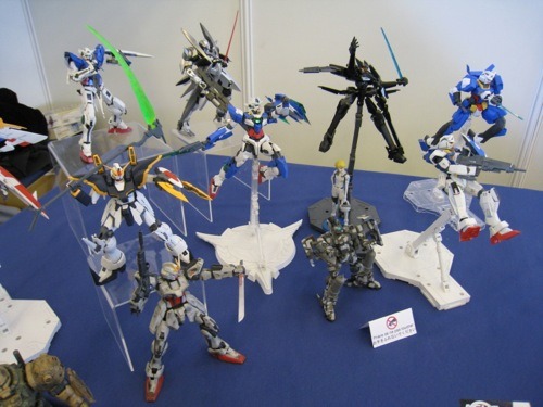 【ジャパンエキスポ2013】フランスのガンダムファンってどんな感じ？ 非営利団体「ガンダムの世界を世に広める会」のブースをレポート