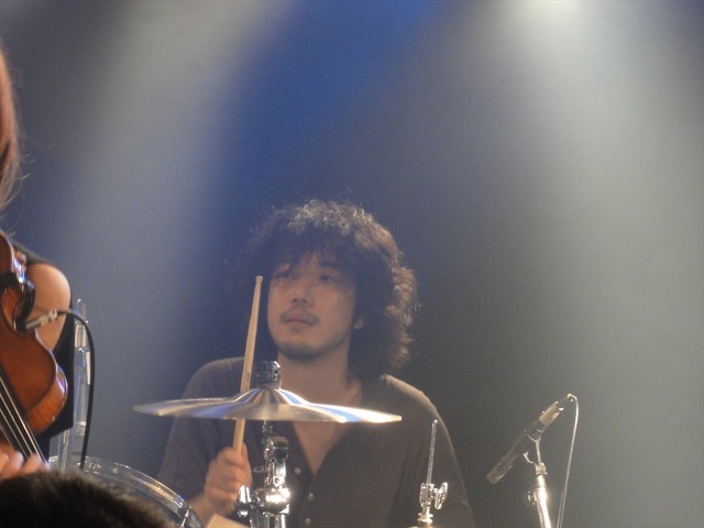 齋藤司(Drums)