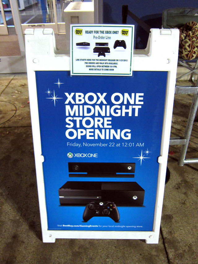 米GameStop店舗のXbox Oneミッドナイトローンチを直撃レポート！