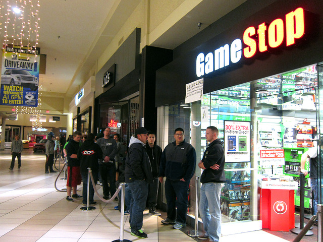 米GameStop店舗のXbox Oneミッドナイトローンチを直撃レポート！