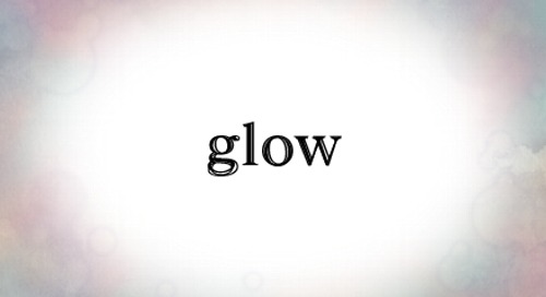 「glow」ロゴ