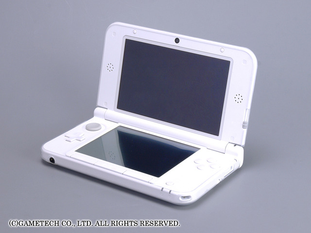 ゲームテック、わずか0.4mmの極薄PP素材の3DS LL用本体保護カバーを発売