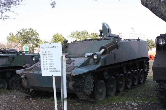 桜に車両に小火器の多数！陸上自衛隊土浦駐屯地をフォトレポート