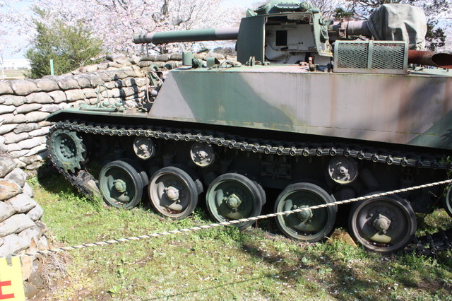 桜に車両に小火器の多数！陸上自衛隊土浦駐屯地をフォトレポート