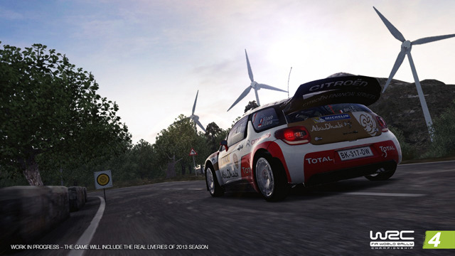 サイバーフロントが発売する予定だった『WRC 4』がスクウェア・エニックスより発売
