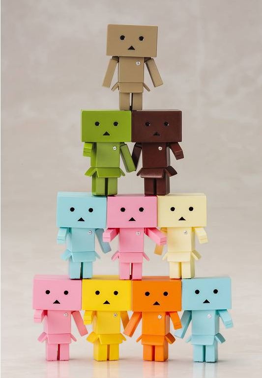 持ち歩けるキュートなダンボー登場！ 全長30mmのカラフルなミニフィギュアが10月発売