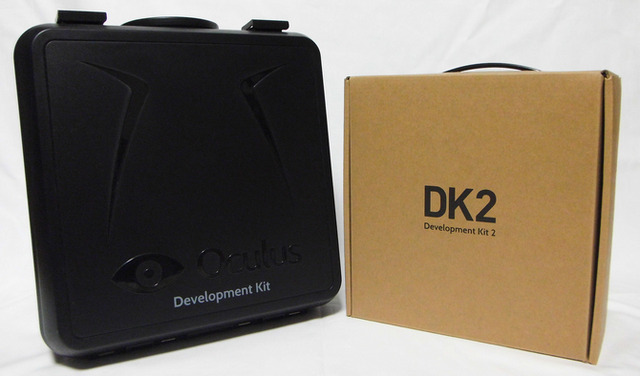 左がDK1、右がDK2。箱もコンパクトに簡素化