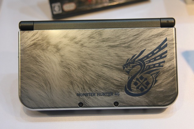 【TGS 2014】New 3DSの『モンハン4G』デザインや「きせかえフレーム」も展示