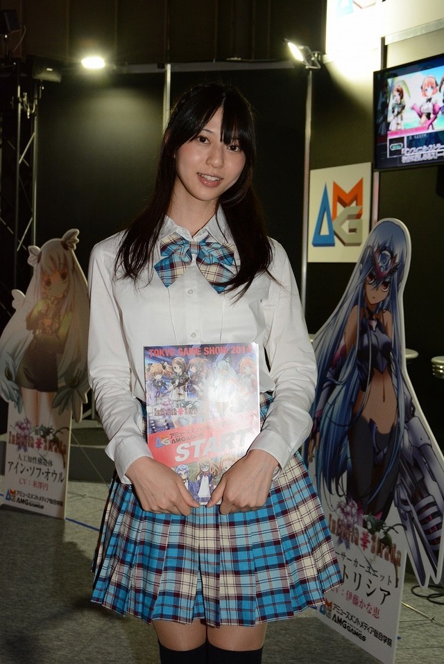 【TGS 2014】出足は好調? ともかく美しいコンパニオンの皆様をご紹介！