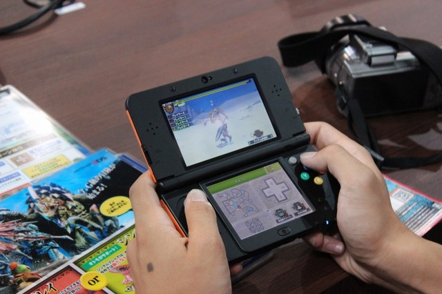 【TGS 2014】New 3DSを使って『モンハン4G』の新モンスター「セルレギオス」をプレイ…Cスティックの感触は？