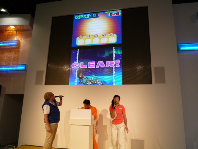 【TGS2008】ダンディ坂野さんも登場！DS『スペース パズルボブル』ゲーム大会