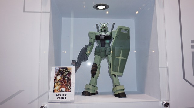 【G-STAR 2014】ガンダムをグフやユニコーン風にアレンジ！「RX-78-2」が36体立ち並ぶガンプラコーナーが熱い