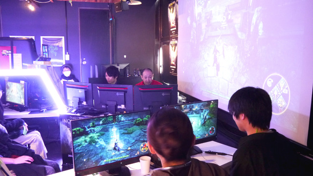 『ドラゴンエイジ：インクイジション』体験イベント「審問官の出張会議」レポート、ゲームタレントとマルチプレイに挑戦