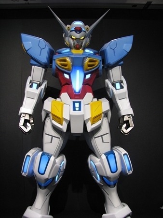 実物大ガンダムが冬をロマンチックに演出　さらにお台場に“1/10G-セルフ”登場