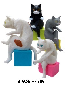 猫背すぎるネコのフィギュア第2弾「猫背2」がガシャポンで発売中、さまざまな猫背が全12種類
