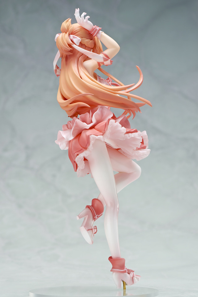 アスナの「アインクラッドのアイドルVer.」と食蜂操祈「バニーメイド」がフィギュアで発売決定