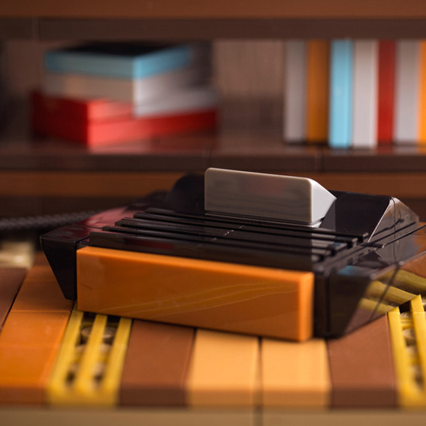 LEGOで「Atari 2600のある80年代ゲーム部屋」を再現