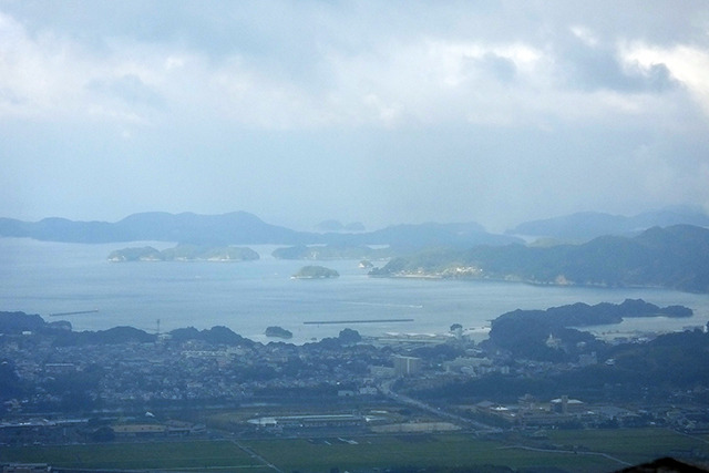 弓張岳展望台から見えた九十九島の海
